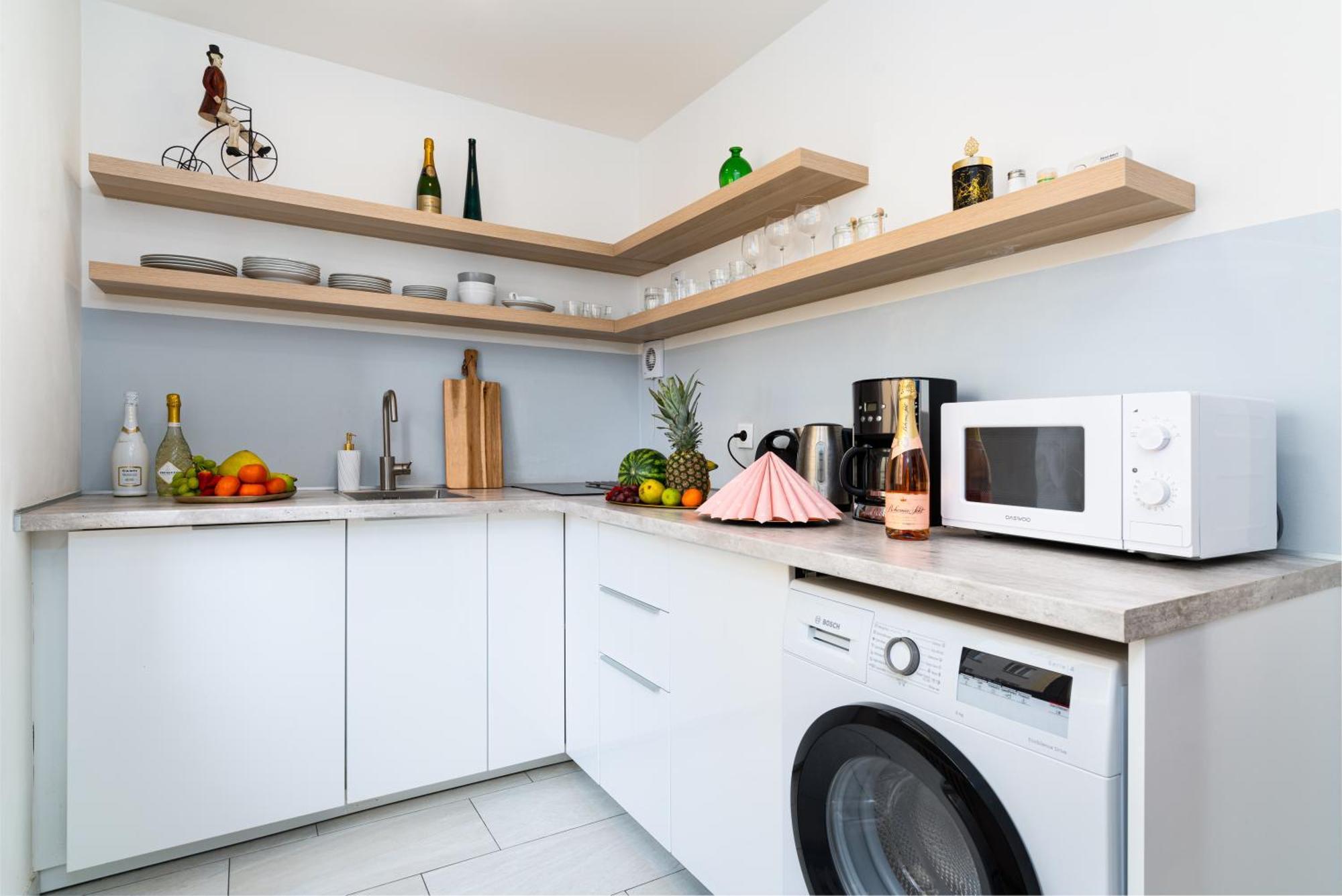 Kingdom Of 3 Roses Apartment Praha Bagian luar foto