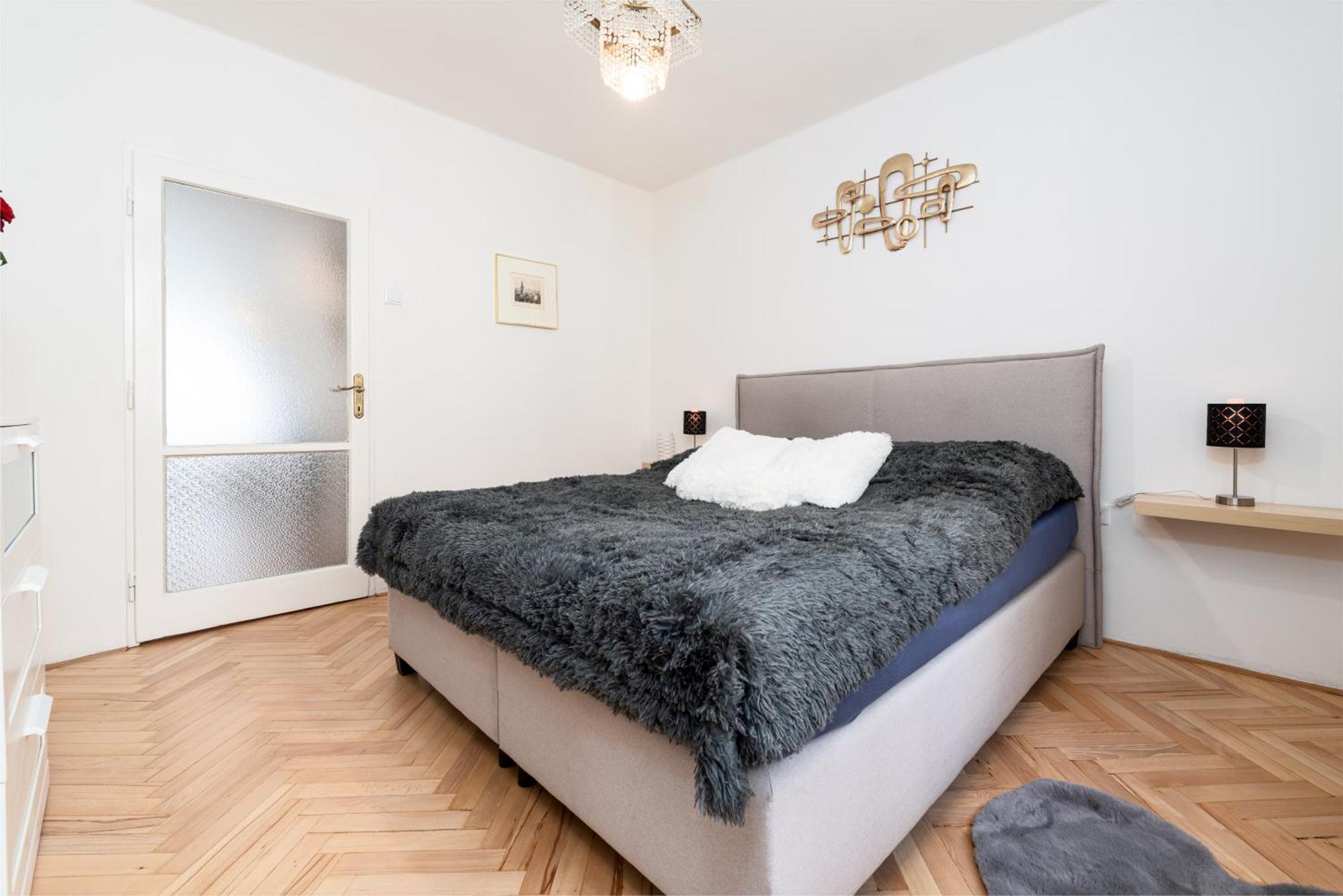 Kingdom Of 3 Roses Apartment Praha Bagian luar foto