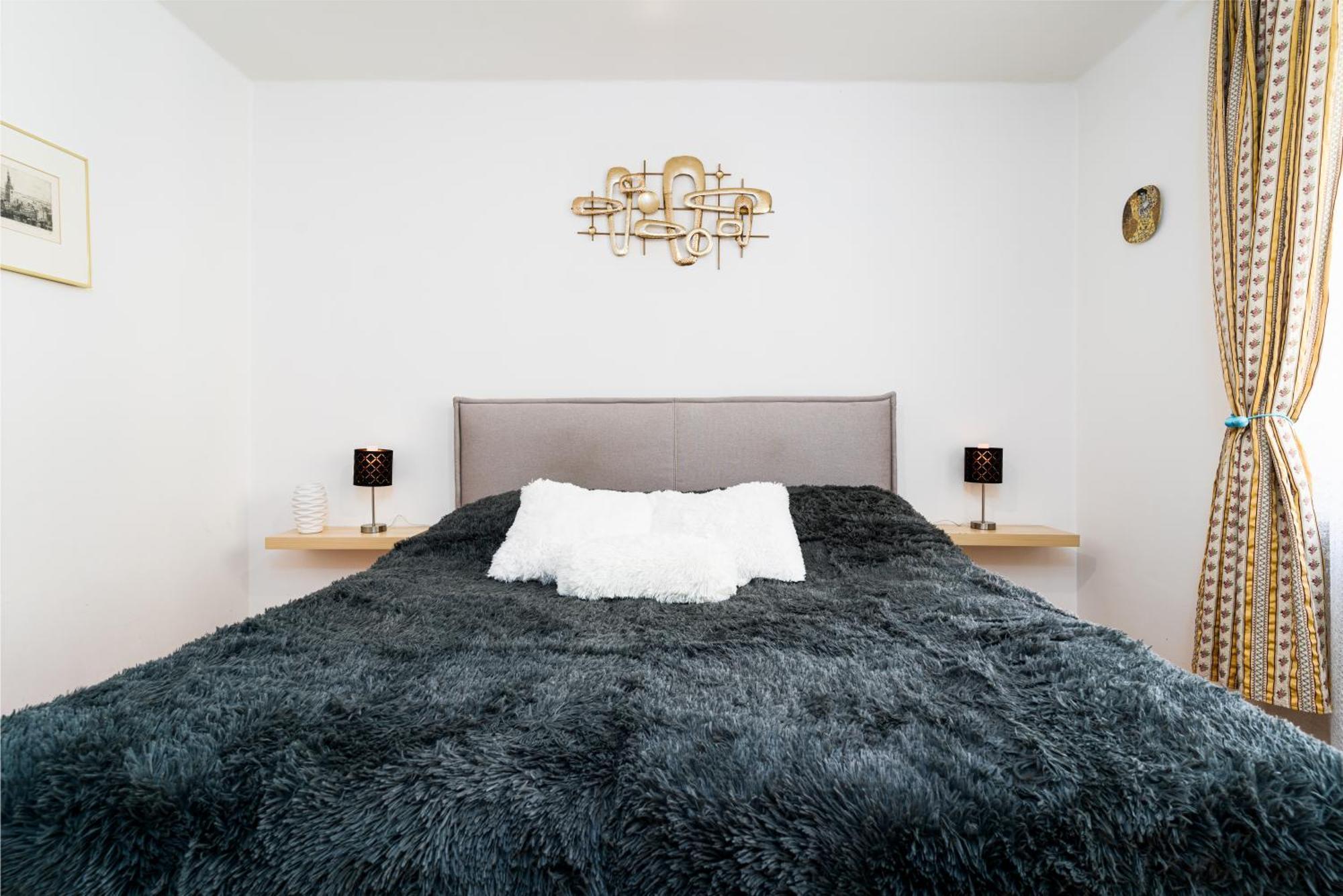Kingdom Of 3 Roses Apartment Praha Bagian luar foto